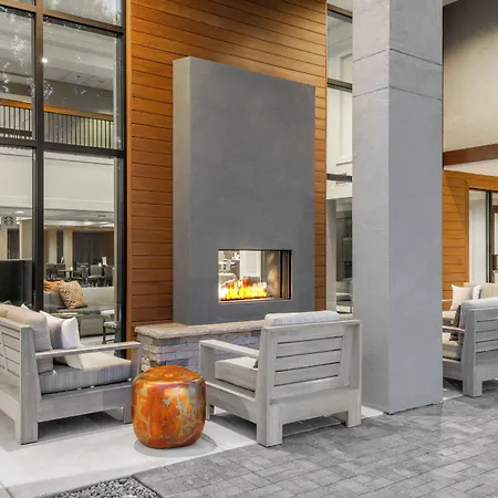 Courtyard By Marriott Reno-3